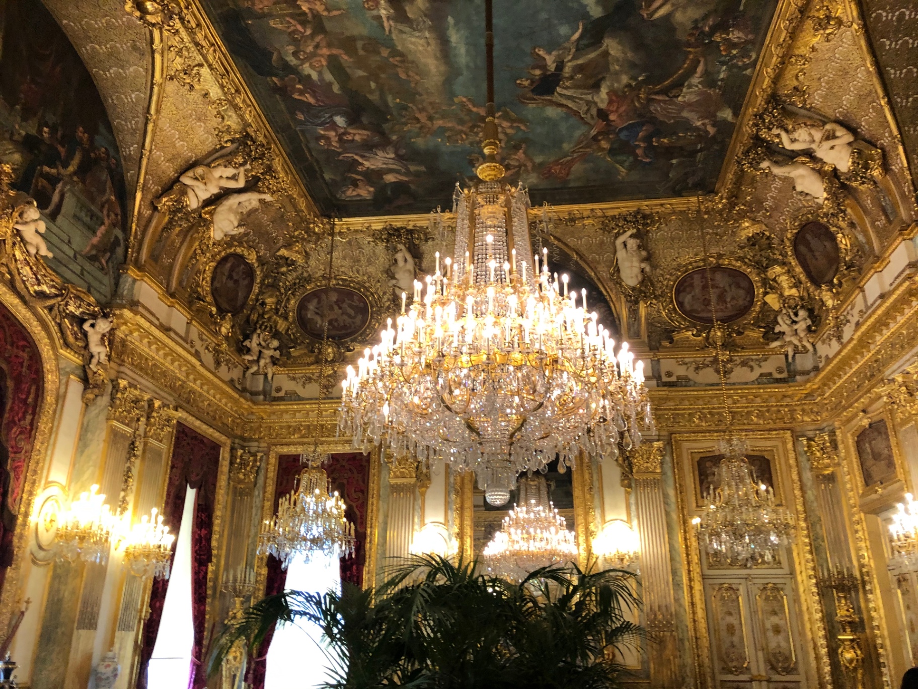 Napoleon III apartments chandelier at the Louvre